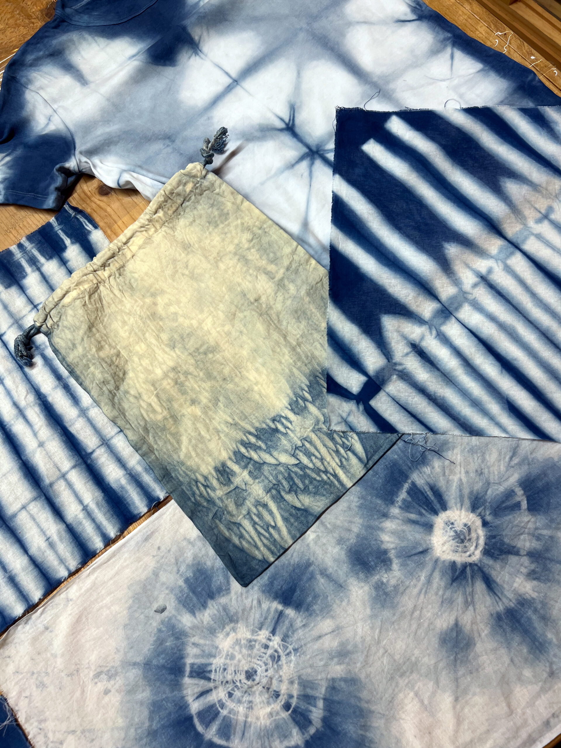 ATELIER DÉCOUVERTE DU SHIBORI 1- teinture textile, petits formats